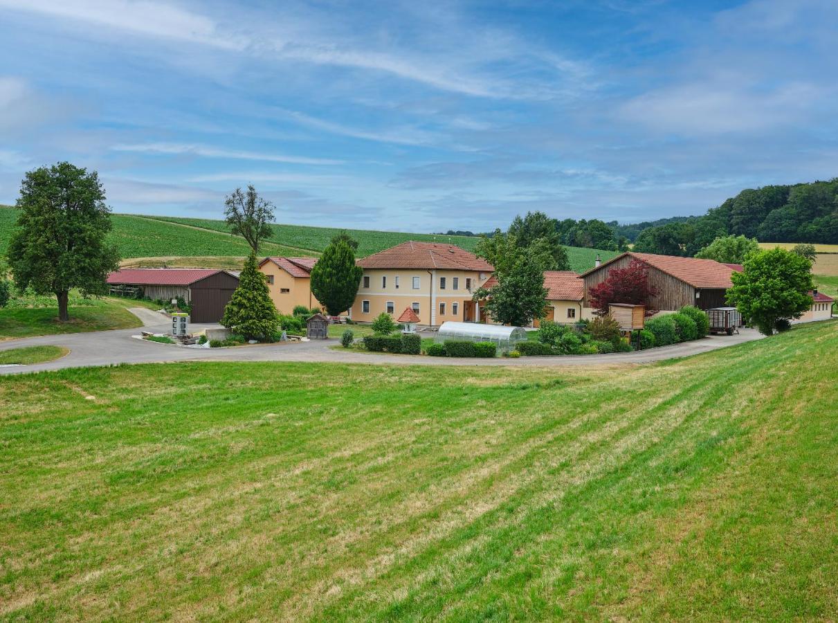 Mayr-Hof Seimetzback ภายนอก รูปภาพ